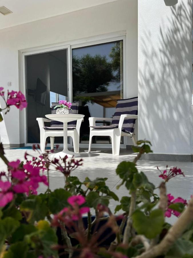 Cozy Beach House Perivolia Exterior photo
