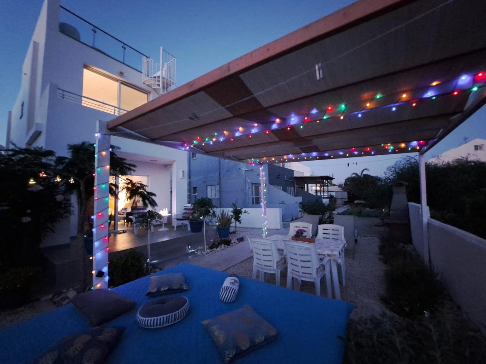 Cozy Beach House Perivolia Exterior photo